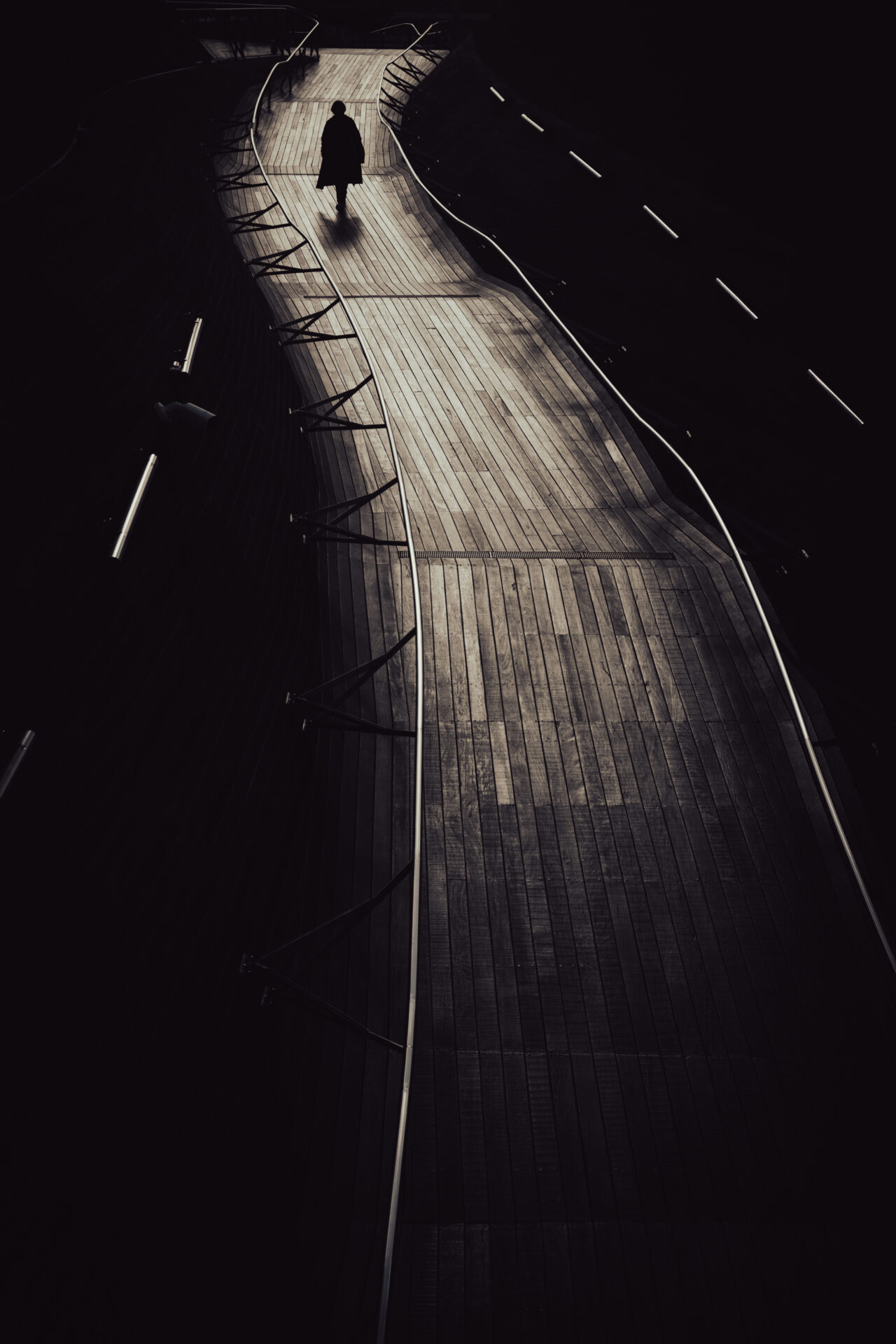 アクリルスタンド「curvaceousness」（AS_P-001）